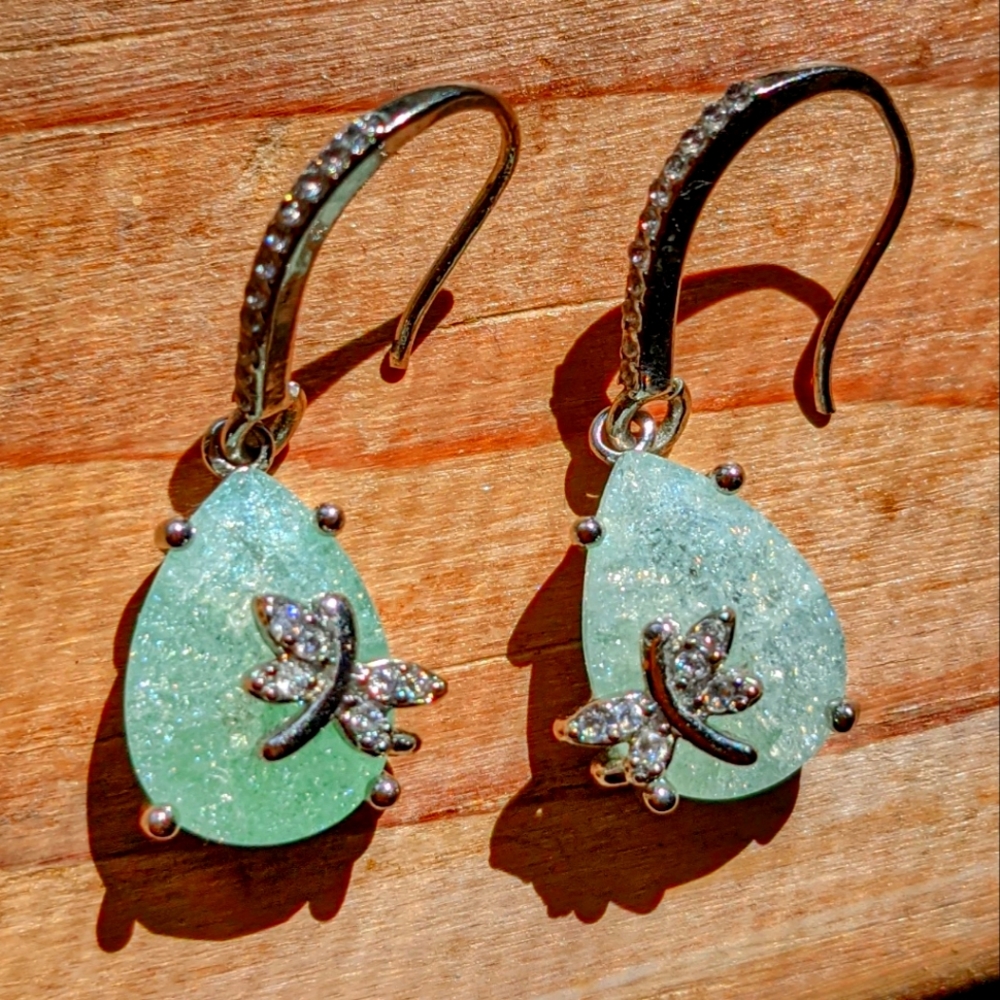 Drop earrings